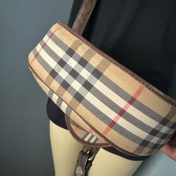 Burberrys crossbody bag - Picture 9 of 13